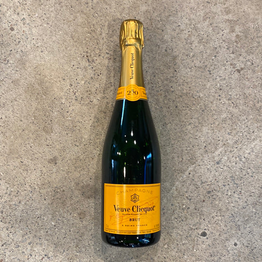 Veuve Clicquot Yellow Label Champagne